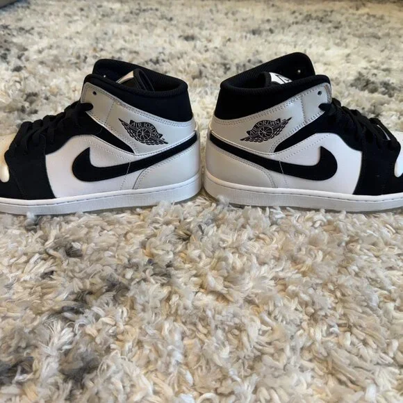 Air Jordan 1 Mid SE Diamond Shorts 10.5 Mens - Picture 4 of 6